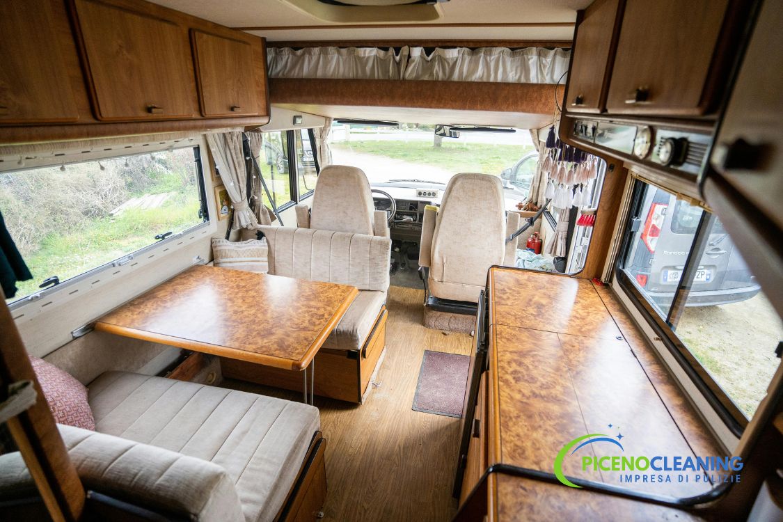 pulizia professionale interni camper